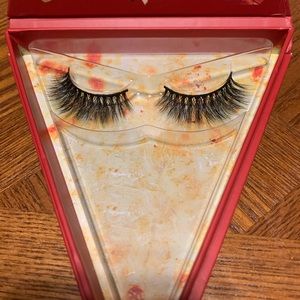Glamlite pizza lashes